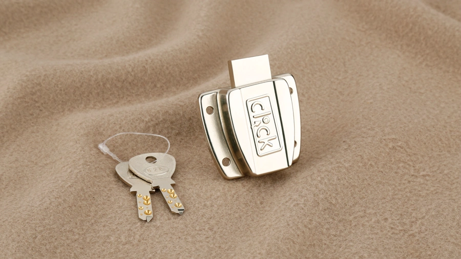 MULTI LOCK BUTTERFLY