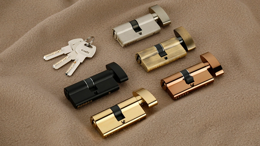 BRASS CYLINDER WITH KEY